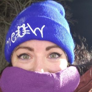 Meet your Posher, Roxanne